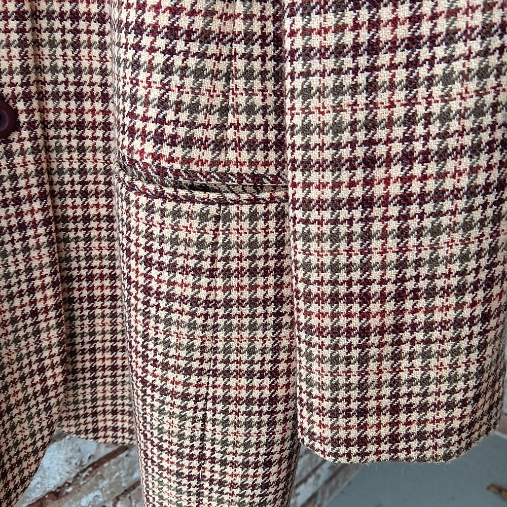 Wool Houndstooth Blazer with Pockets - Picture 8 of 12